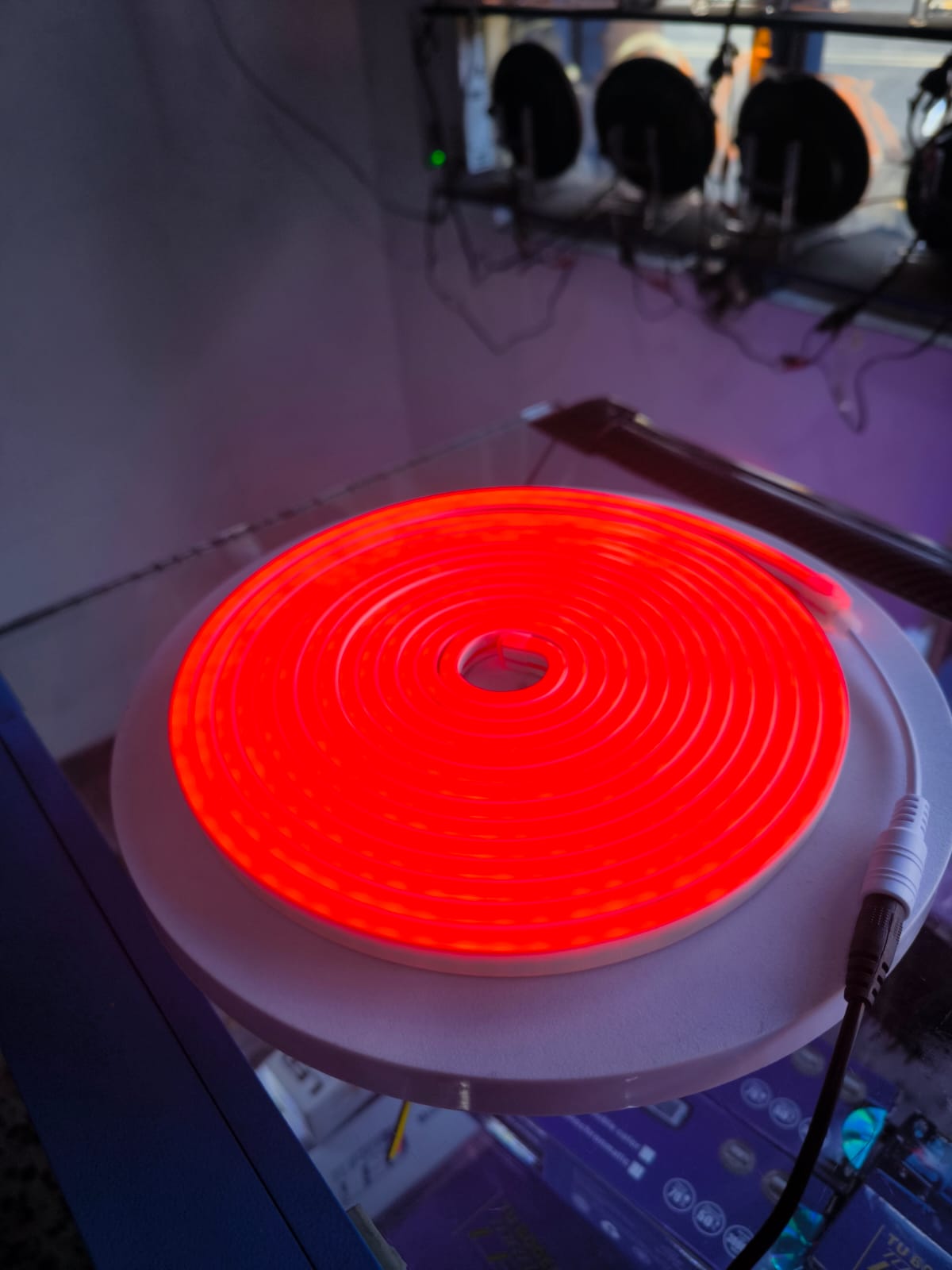 Vista 4 de CINTA NEON 12 VOLTIOS (FLEX) - NEOFLEX: NARANJA